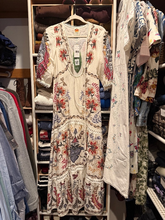 FARM Rio Dresses & Skirts - NWT Farm Rio Tropical Dress